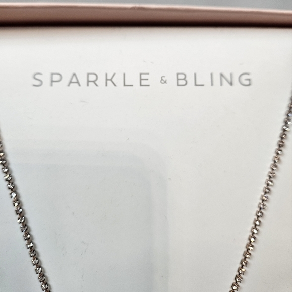 Rose Pink Crystal Pendant Necklace - Picture 7 of 10